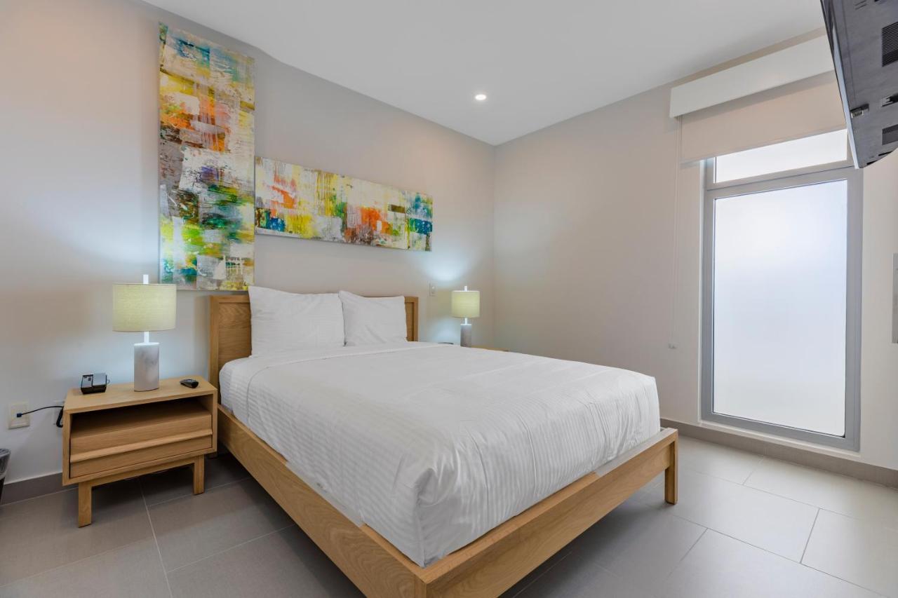 Azure Beach Residences Palm Beach Екстер'єр фото