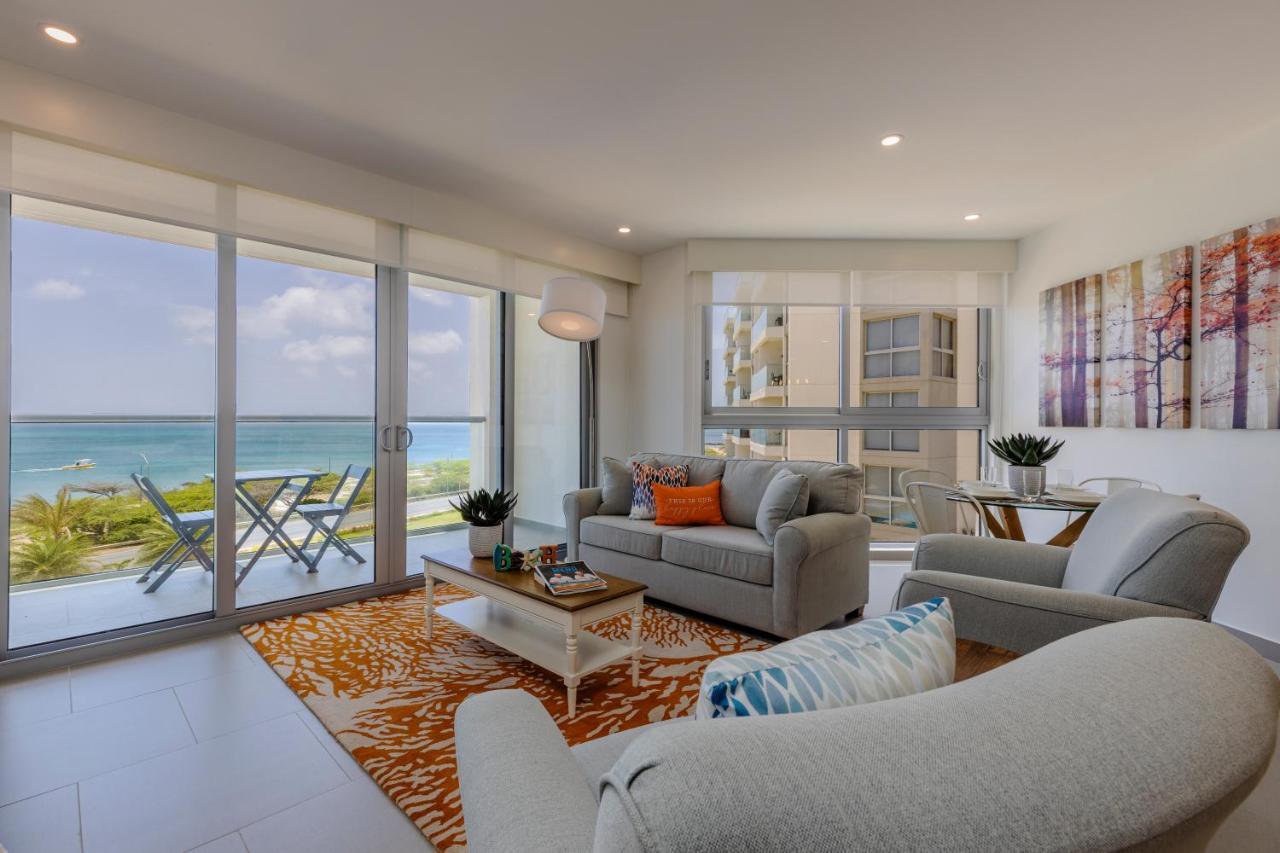 Azure Beach Residences Palm Beach Екстер'єр фото