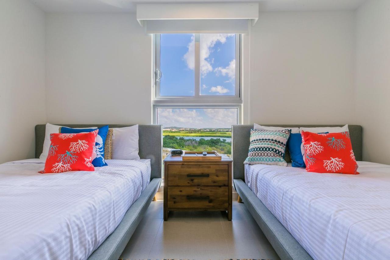 Azure Beach Residences Palm Beach Екстер'єр фото