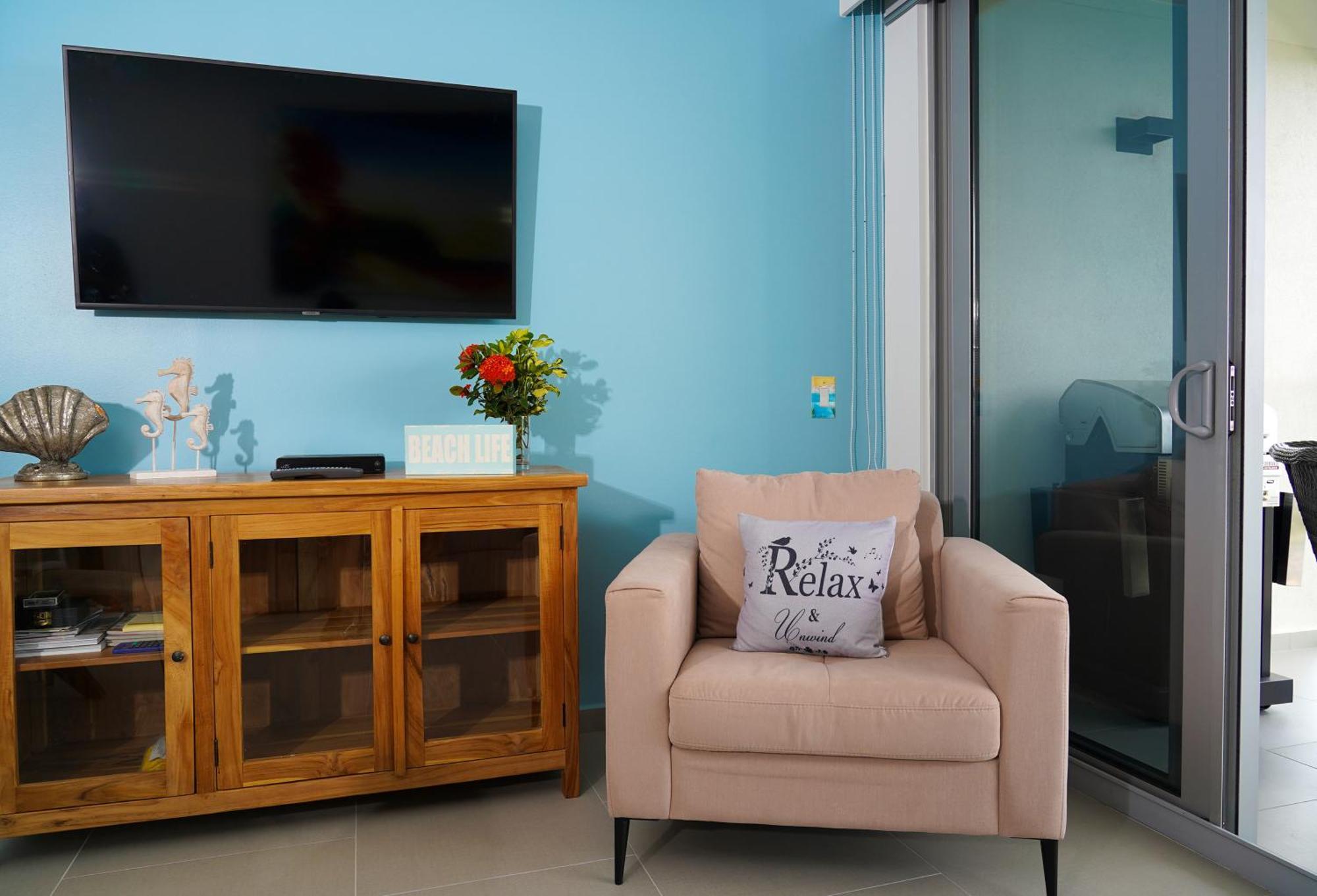 Azure Beach Residences Palm Beach Екстер'єр фото