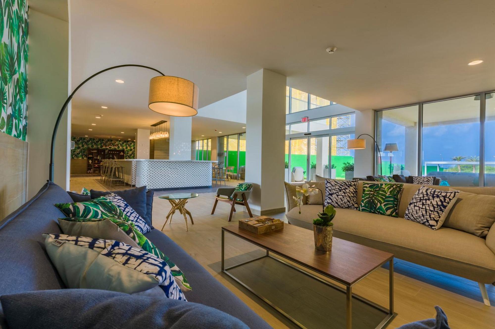 Azure Beach Residences Palm Beach Екстер'єр фото