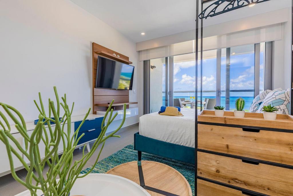 Azure Beach Residences Palm Beach Екстер'єр фото
